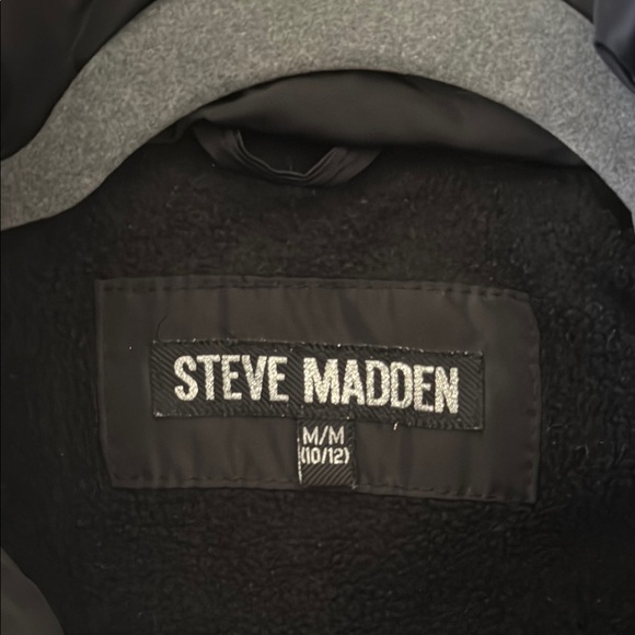 Girls Black Fur-Trimmed (zip off hood) Jacket - Picture 4 of 4